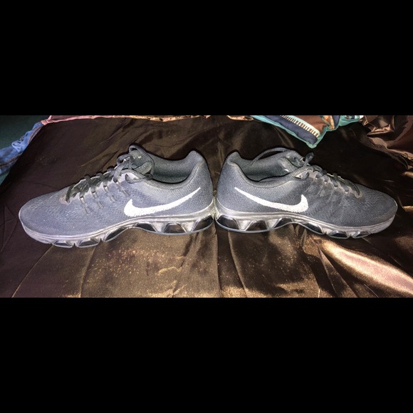 glitter kicks nike shox